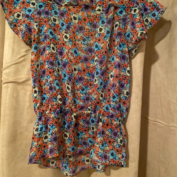 Divided by H&M flowered blouse sheer size 6 - Picture 6 of 6
